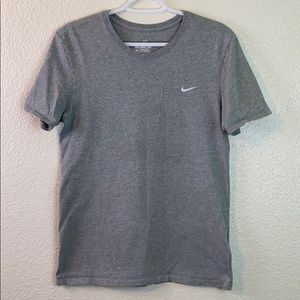 Nike T Shirt